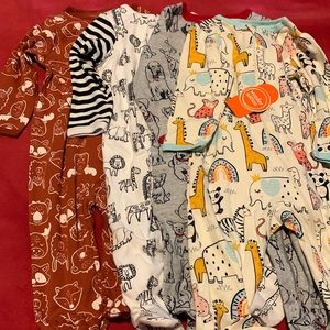 4 sleeper bundle pack- All new with tags!!!